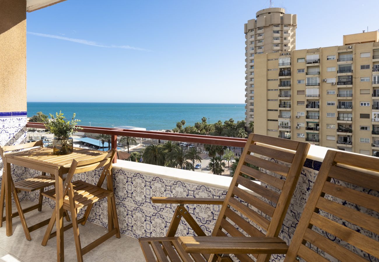 Apartment in Fuengirola - Beachfront Apartment with Seaview Terrace